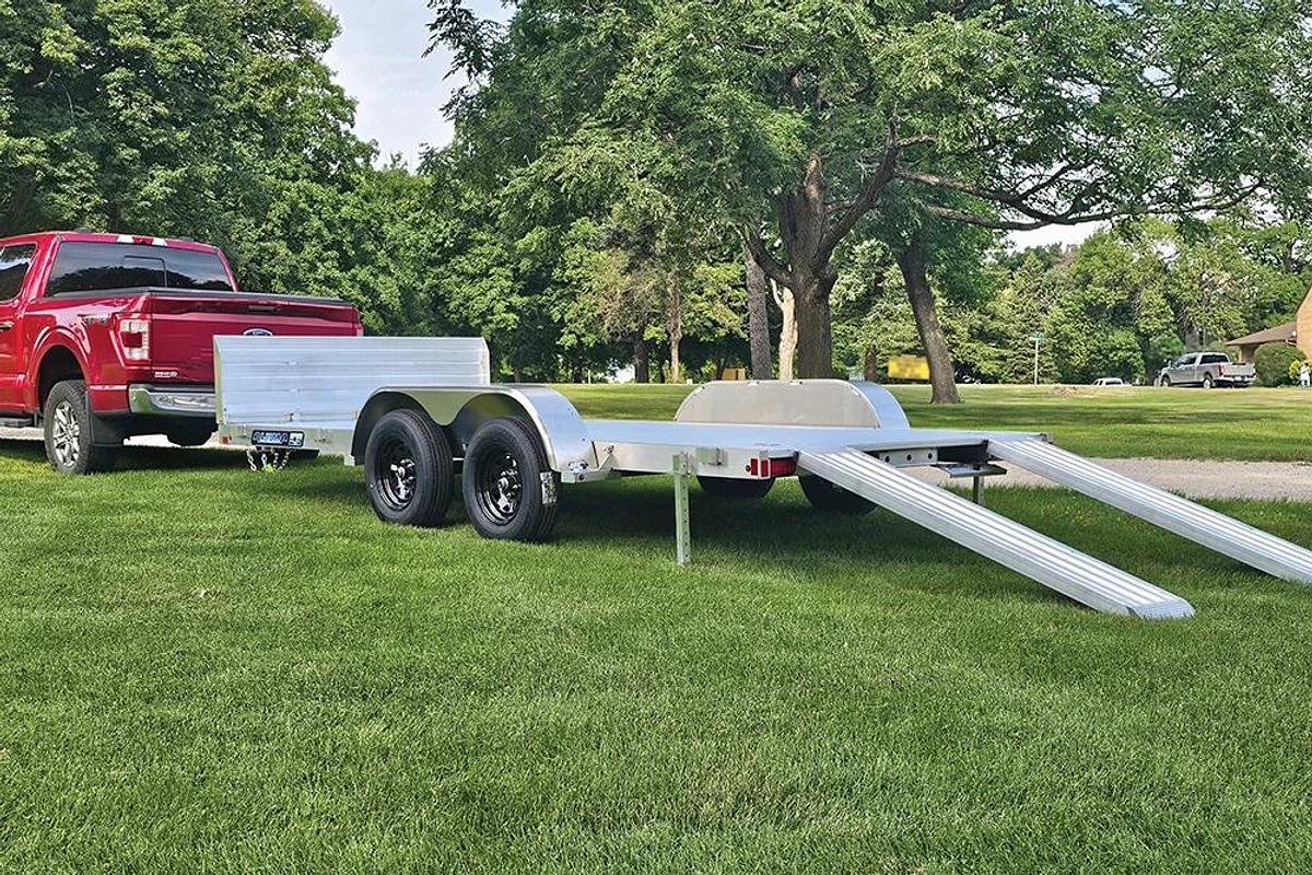 8200TA ESA Utility Trailers