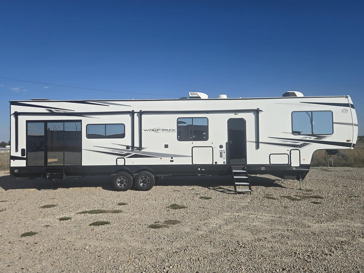 Used 2025 Forest River Wolf Pack 350 pack 15