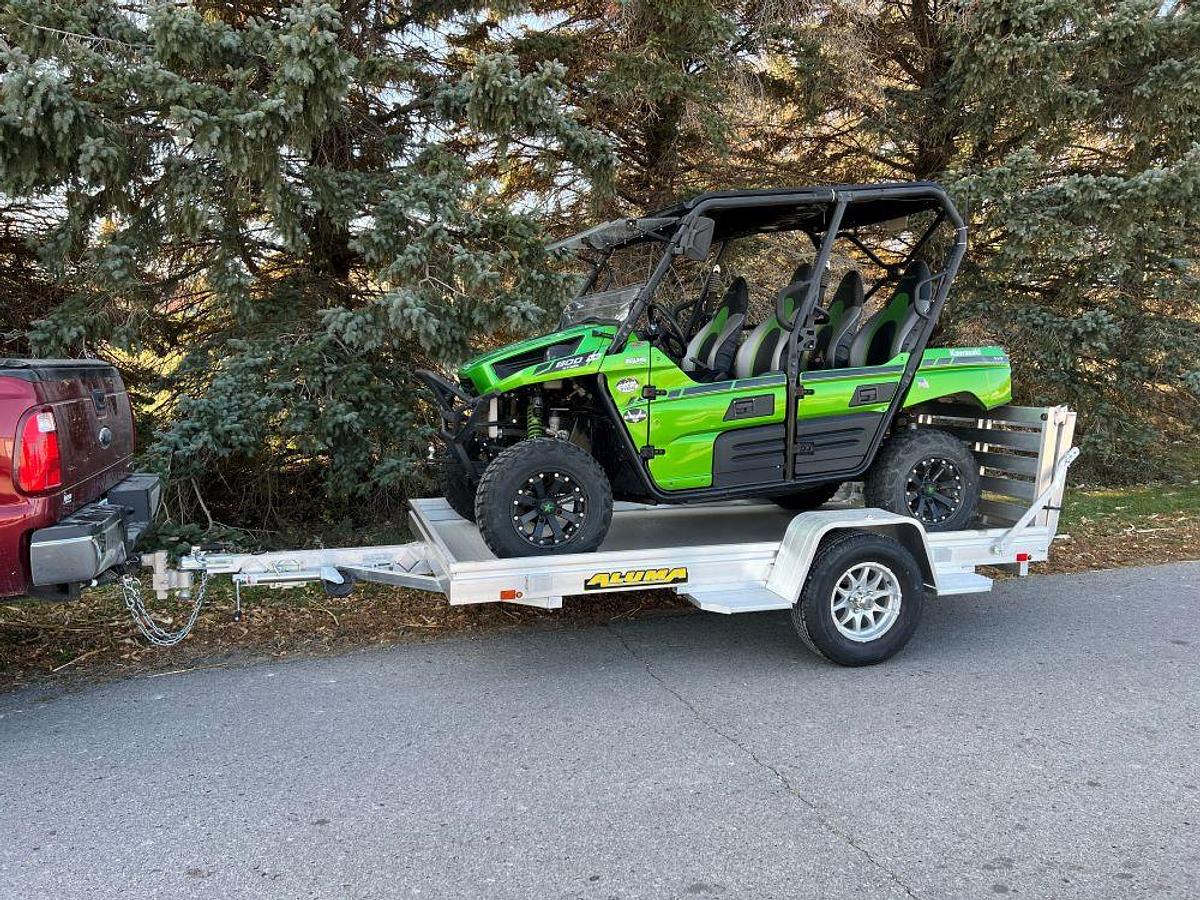 7210H Utility Trailer