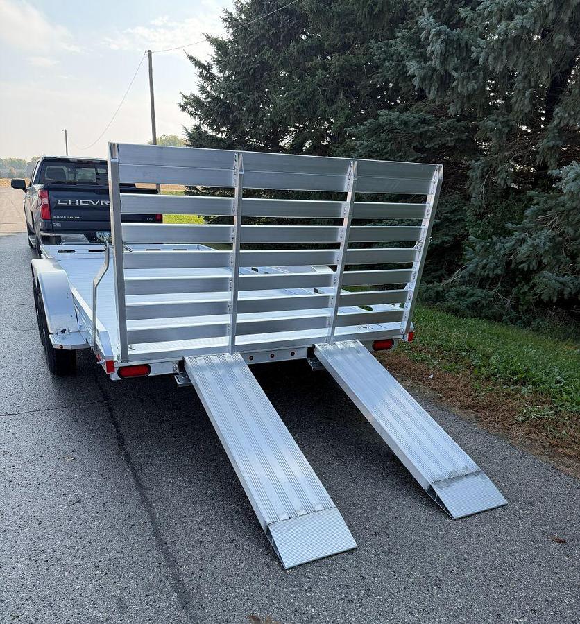 8014-8024TA-R-BT Utility Trailers
