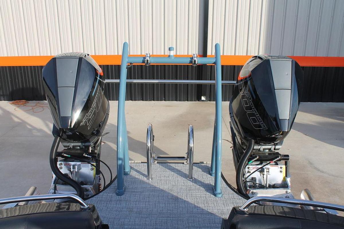 2024 South Bay SOUTH BAY SPORT DC 9 TWIN ENGINE MERCURY 500R