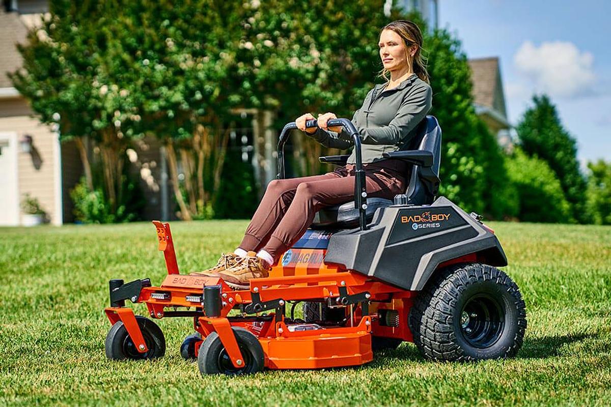 E-Magnum Electric Zero Turn Mower