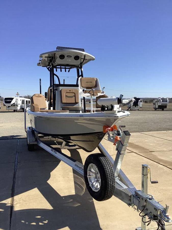 2025 Sea Pro 230 DLX