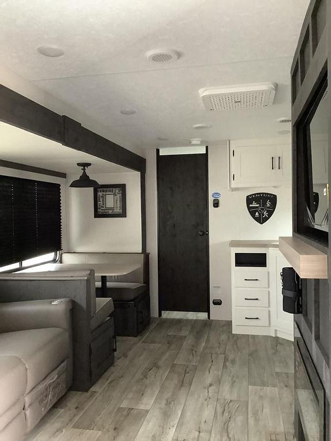 2025 Venture RV Sienna 271 VBH