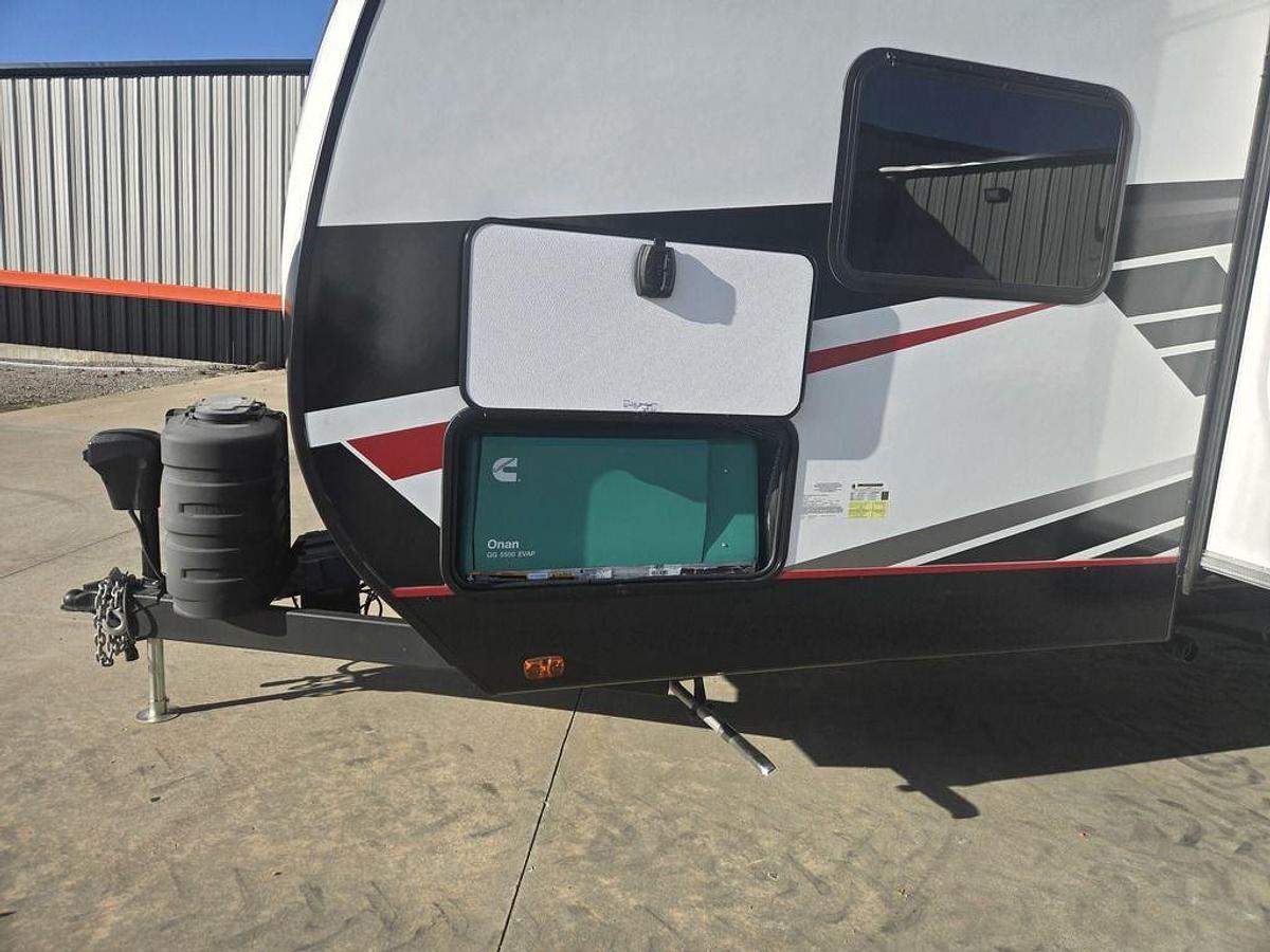 2025 Cruiser RV Stryker Toy Hauler ST2916