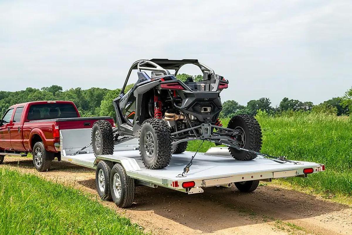 8200WB Drive Over Fenders Series