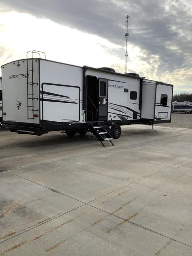 2025 Venture RV SportTrek STT292VRB