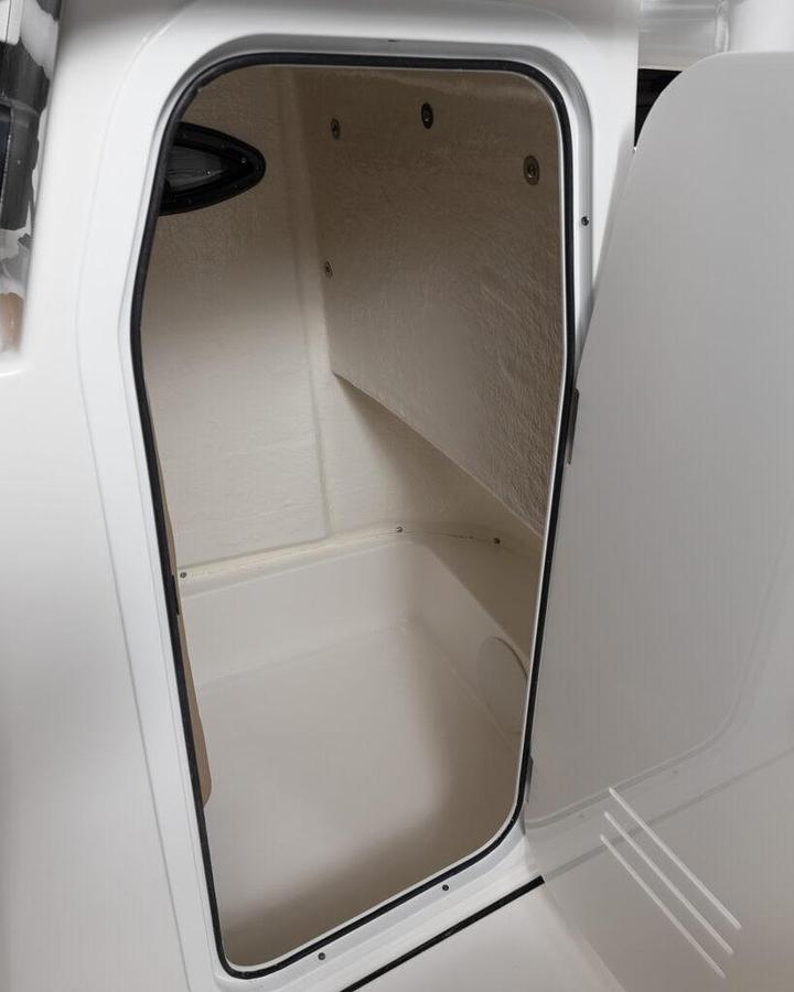 222 Center Console