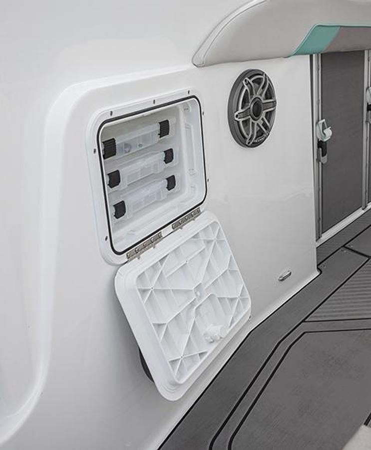 Center Console 24 OB
