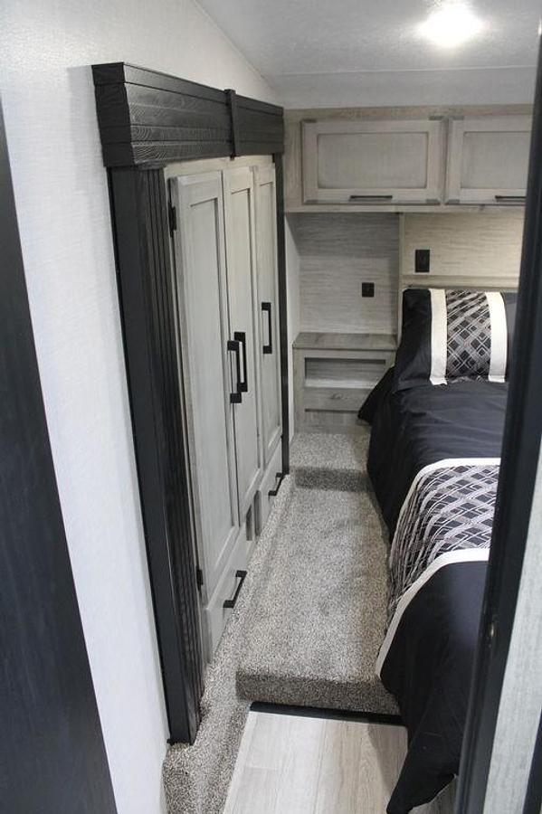 2023 KZ RV Durango Half-Ton D274BHD