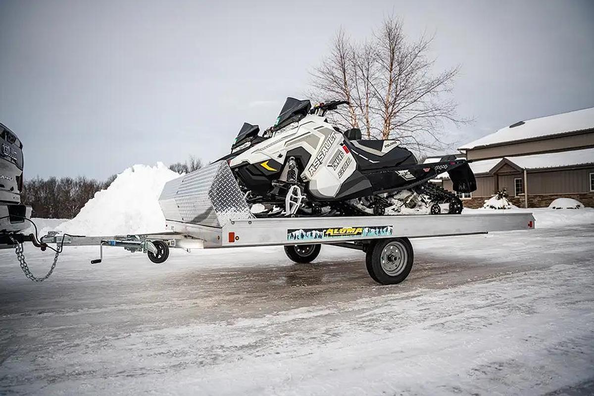 8610 TILT-8612 TILT Snowmobile Trailers