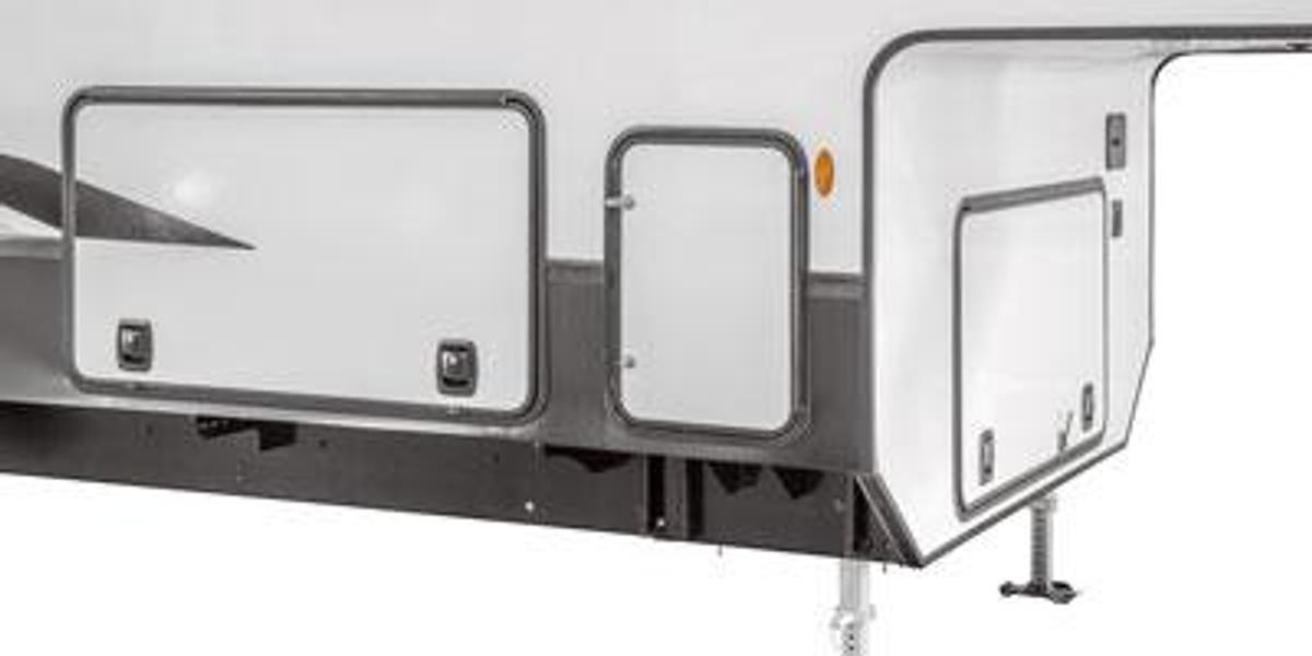 SportTrek Touring Edition Fifth Wheel STTF353VIK