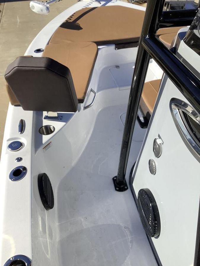 2025 Sea Pro 230 DLX