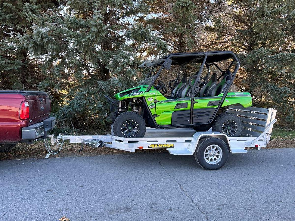 7710H – 7712H Utility Trailers