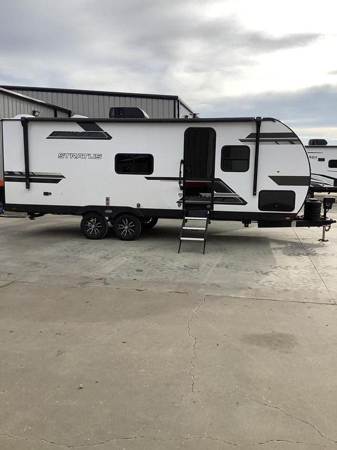 2025 Venture RV Stratus SR221VRK
