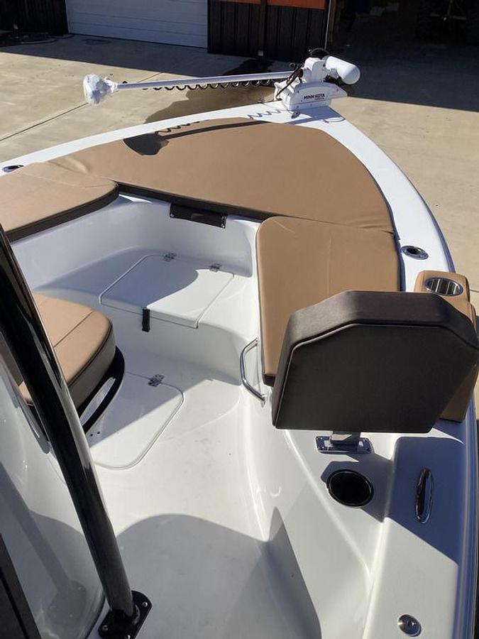 2025 Sea Pro 230 DLX