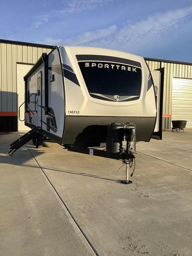 2025 Venture RV SportTrek ST251VFK