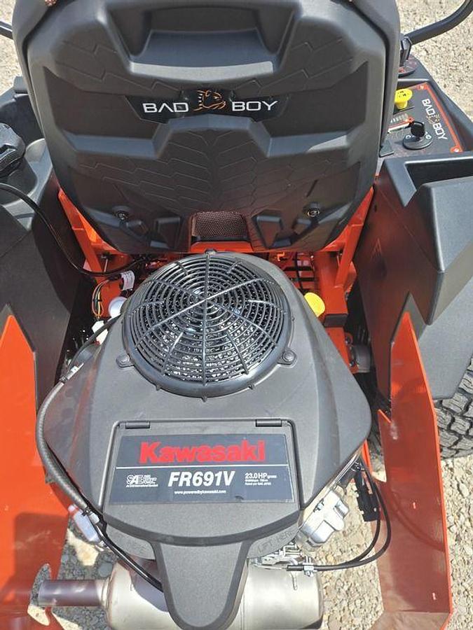 2026 Bad Boy Zt Avenger Kawasaki 60" 726cc