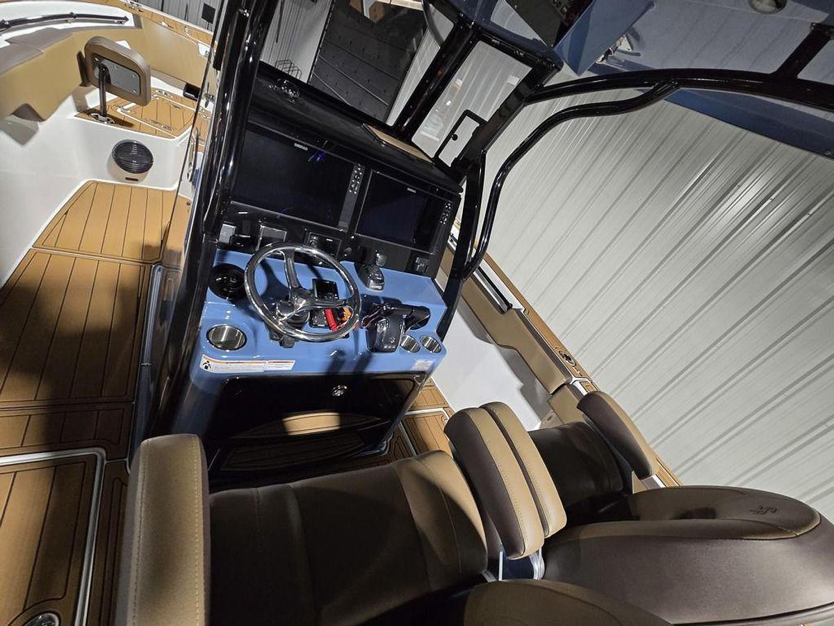2025 Sea Pro 292 Offshore