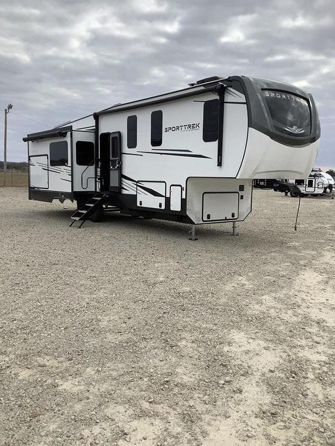 2025 Venture RV SportTrek 353 VIK