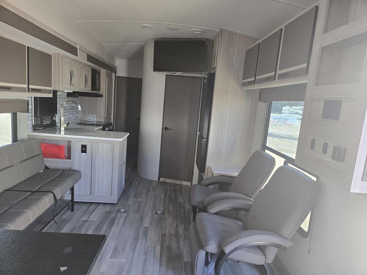 2025 Cruiser RV Stryker Toy Hauler ST2916