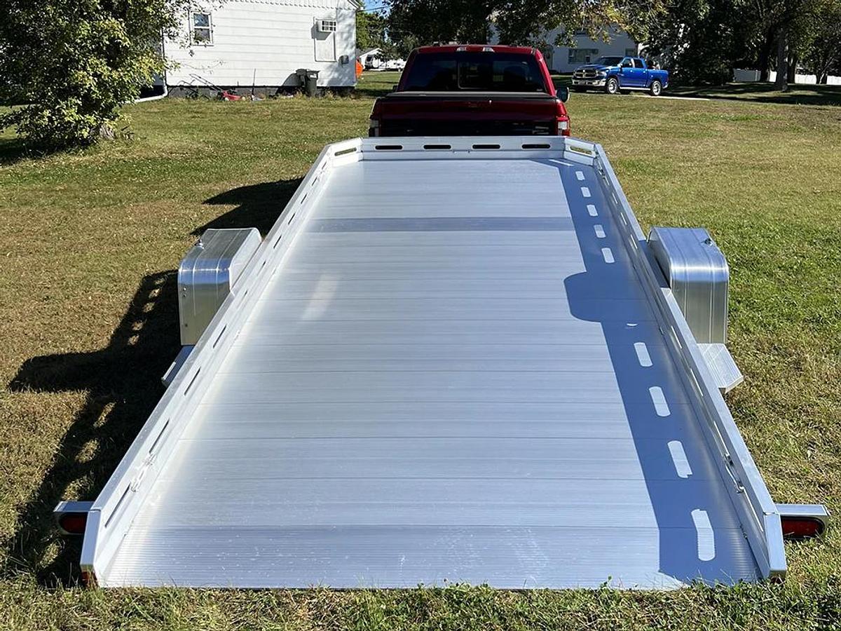 8015S TILT Utility Trailer