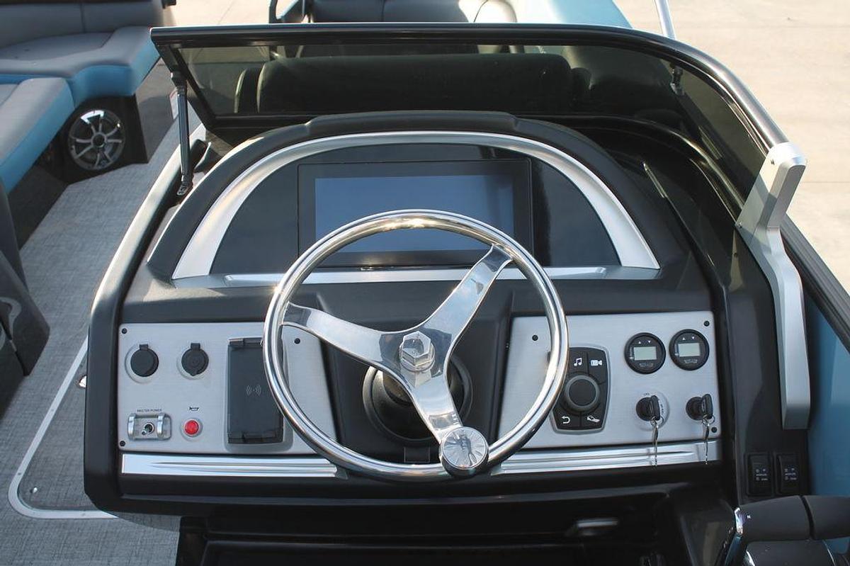 2024 South Bay SOUTH BAY SPORT DC 9 TWIN ENGINE MERCURY 500R