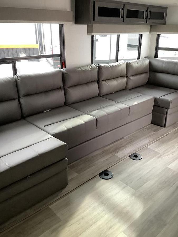 2025 Venture RV SportTrek ST301VTQ