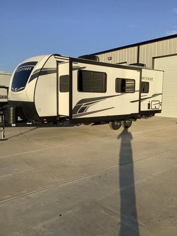 2025 Venture RV SportTrek ST251VFK