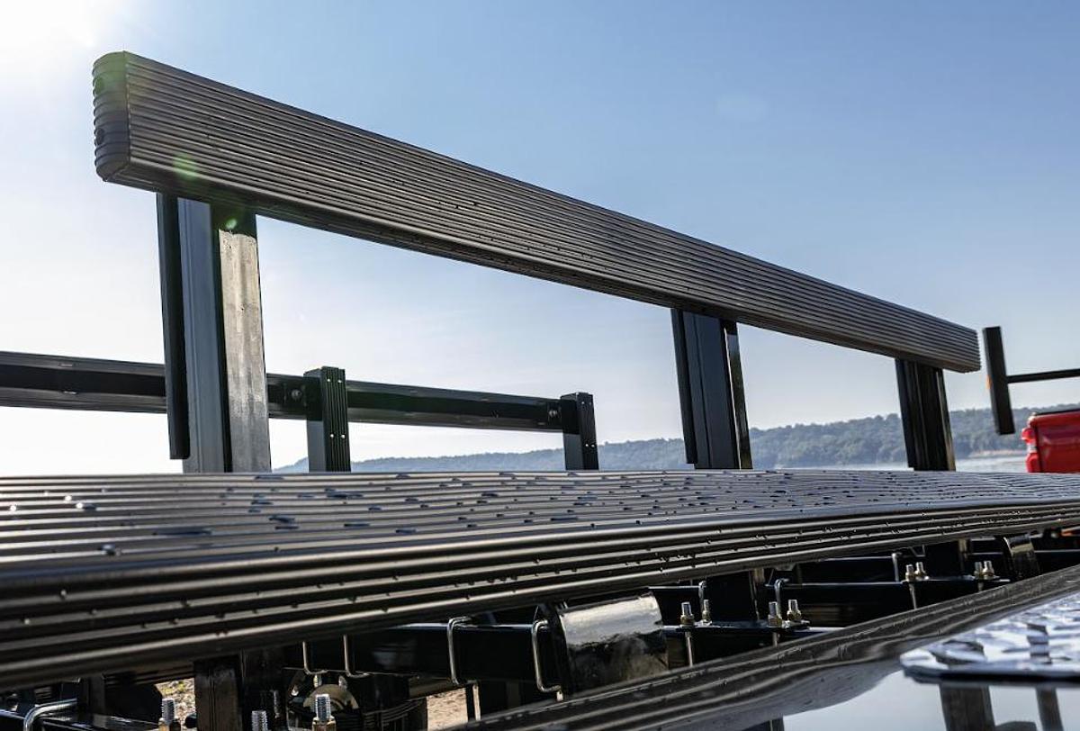 Tandem Axle Pontoon
