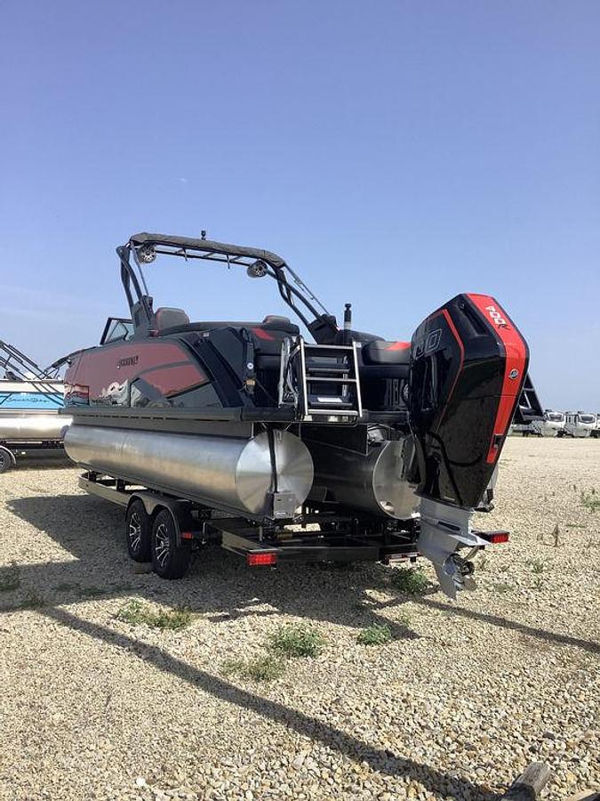 2026 Godfrey XP 2500