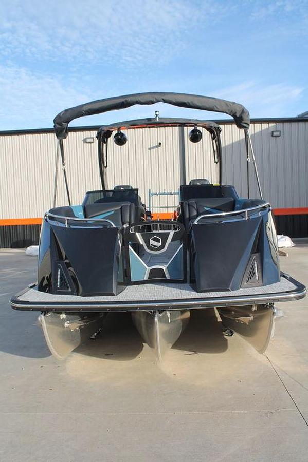 2024 South Bay SOUTH BAY SPORT DC 9 TWIN ENGINE MERCURY 500R