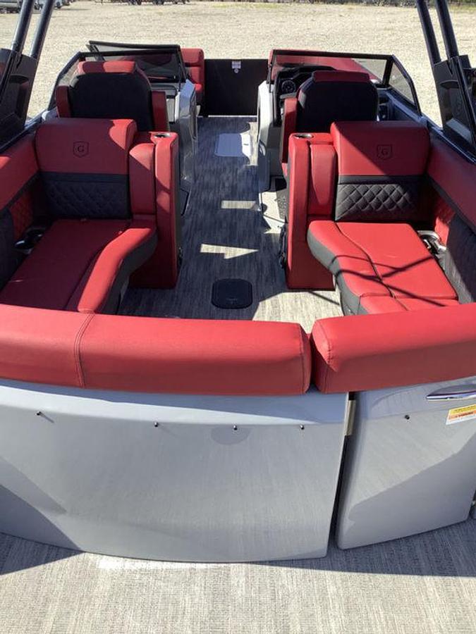 2026 Godfrey Pontoons AquaPatio 255 ULW iMPACT + Package (29 in. Center Tube)