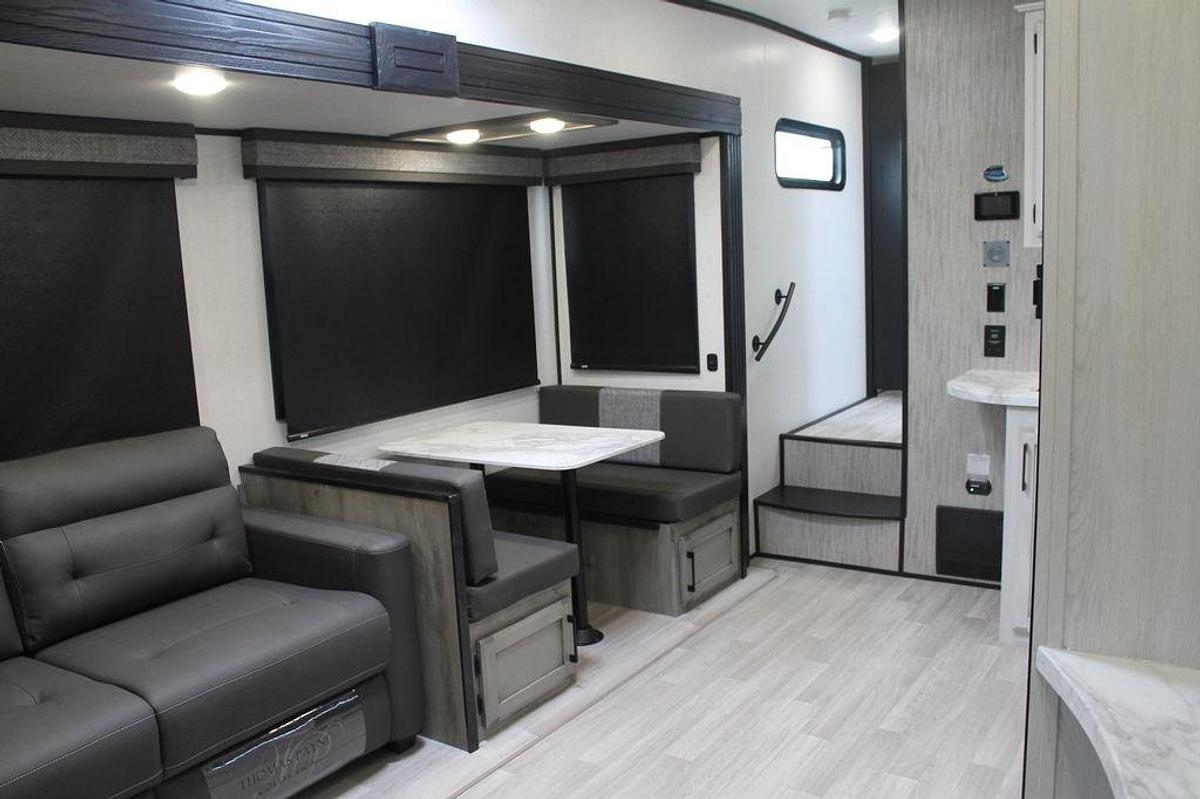 2023 KZ RV Durango Half-Ton D274BHD