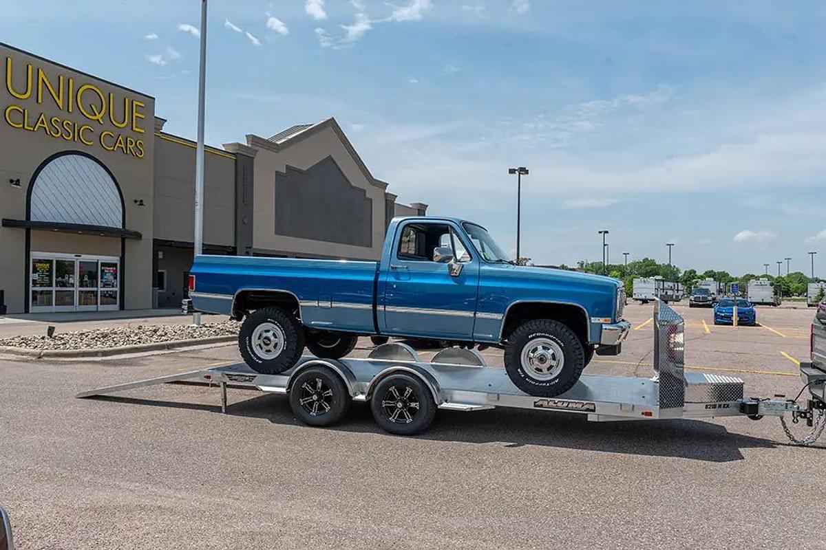 EX-8200 Series Trailers