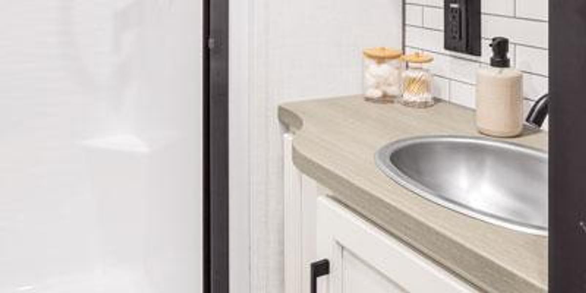 SportTrek Touring Edition Fifth Wheel STTF353VIK