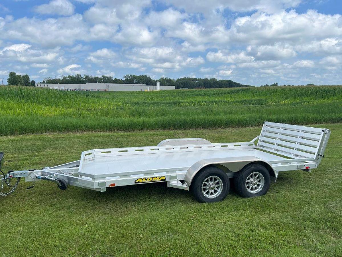 7800 Series Utility Trailers