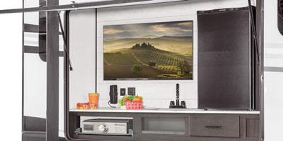 SportTrek Touring Edition Fifth Wheel STTF353VIK
