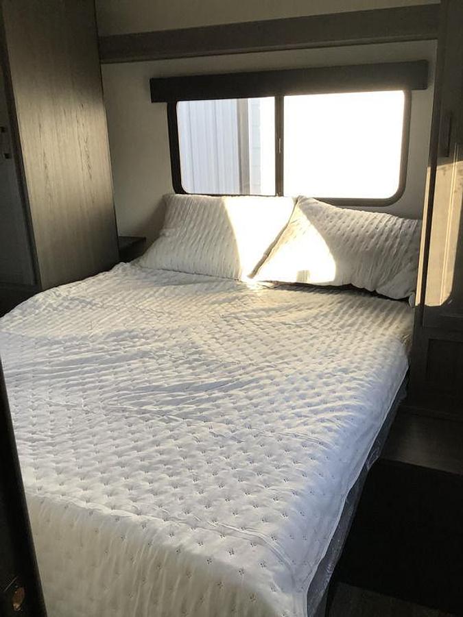 2025 Venture RV SportTrek ST251VFK