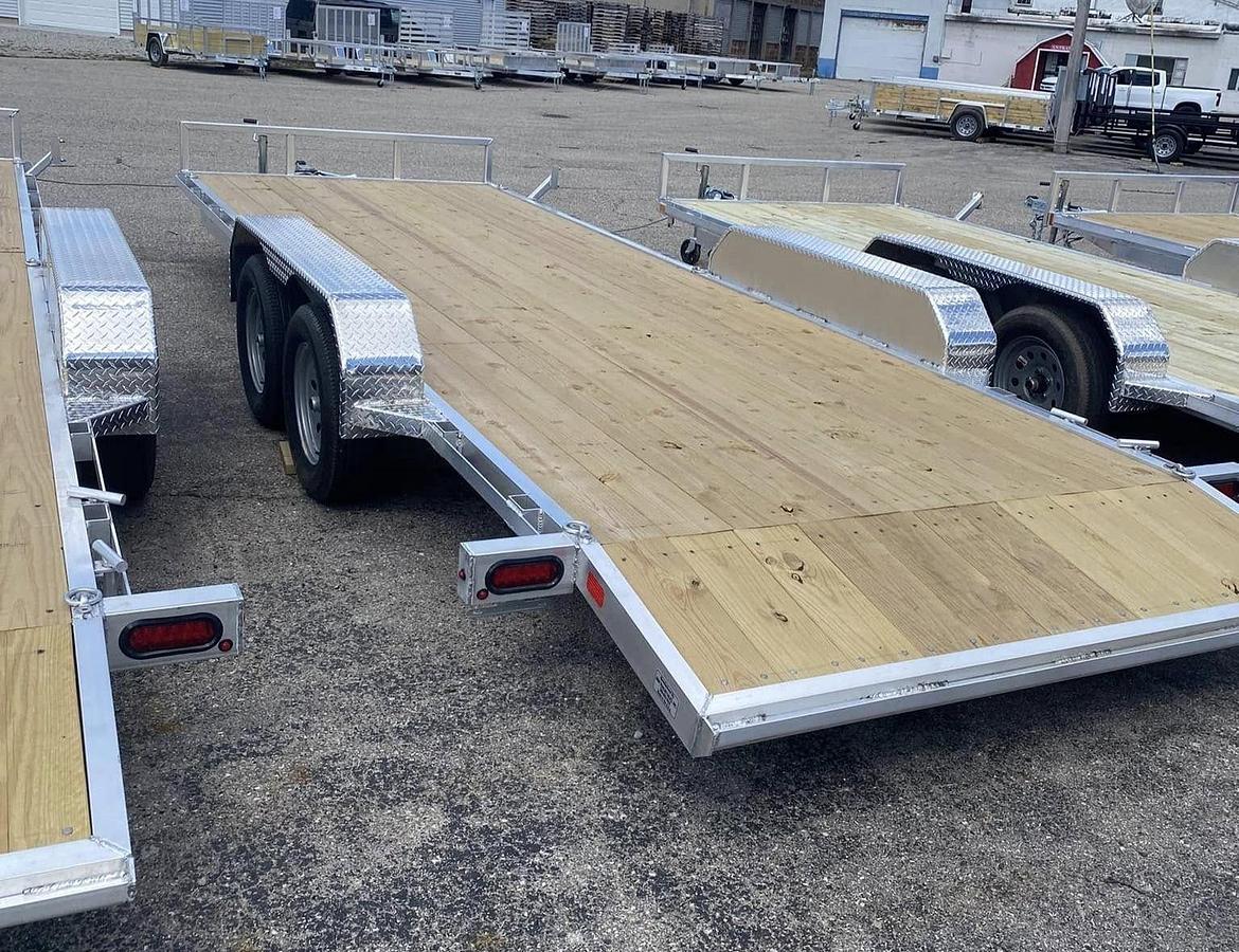 Flat Bed Utility Beaver Tail Standard