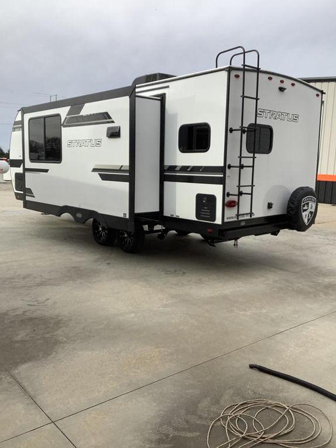 2025 Venture RV Stratus SR221VRK