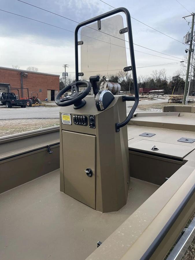 Switchblade Center Console Jet