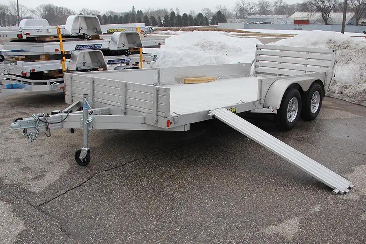 8116-8122-TA-BT-SR Utility Trailers