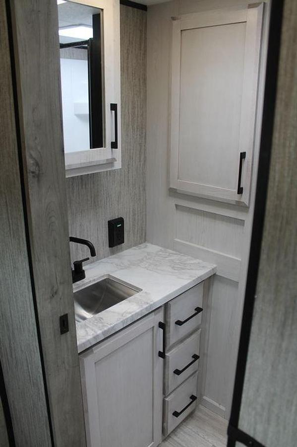 2023 KZ RV Durango Half-Ton D274BHD