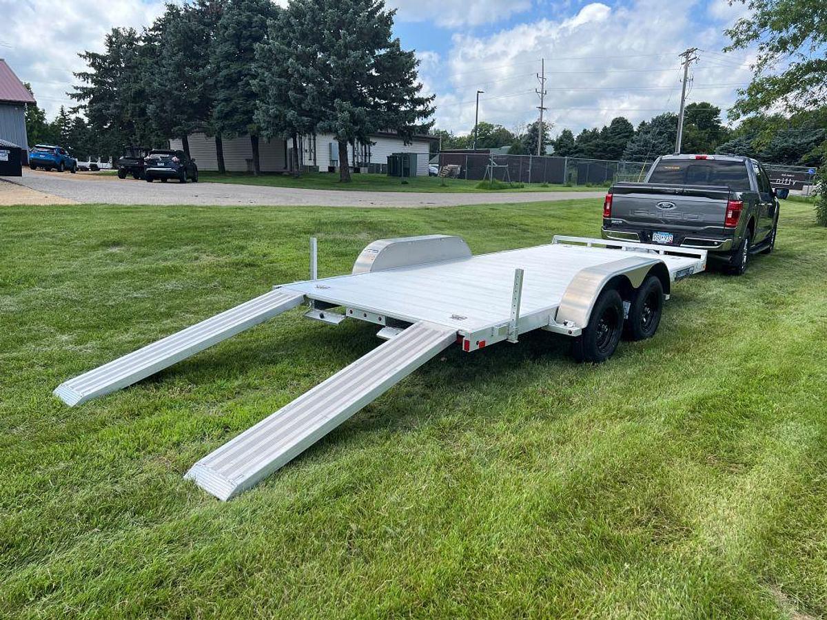 8200TA ESA Utility Trailers