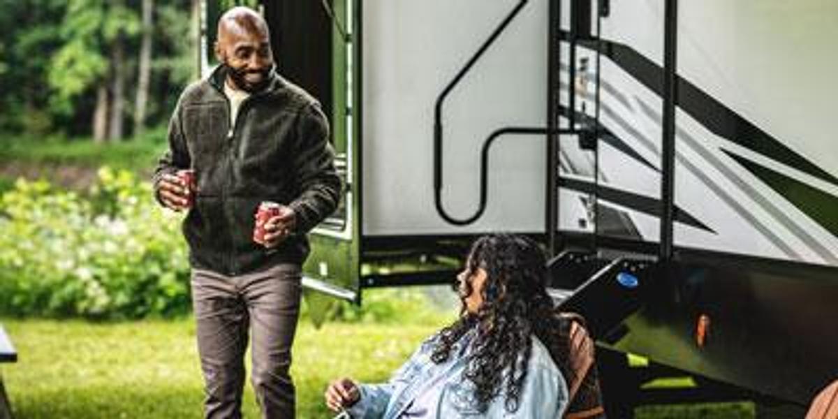 SportTrek Touring Edition Fifth Wheel STTF353VRK