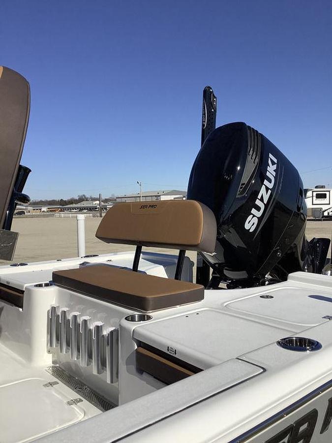 2025 Sea Pro 230 DLX