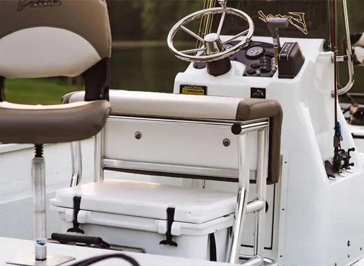 Stalker Center Console
