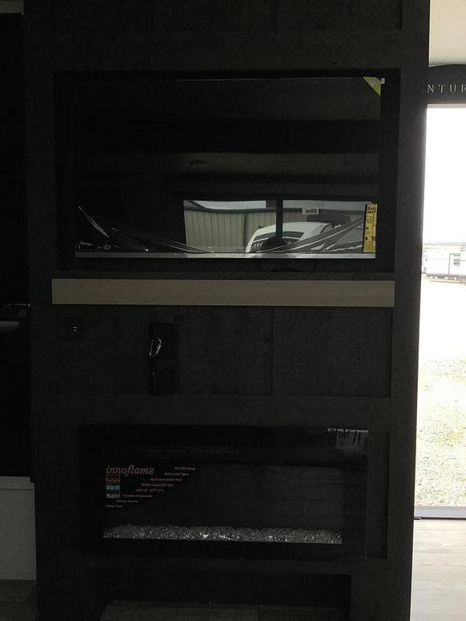 2025 Venture RV Sienna 271 VBH