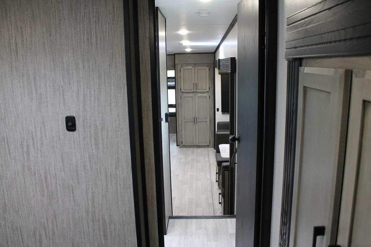 2023 KZ RV Durango Half-Ton D274BHD